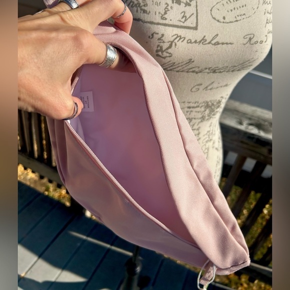 Pink Crossbody Waist Bag Large Capacity NWT! - Picture 4 of 6